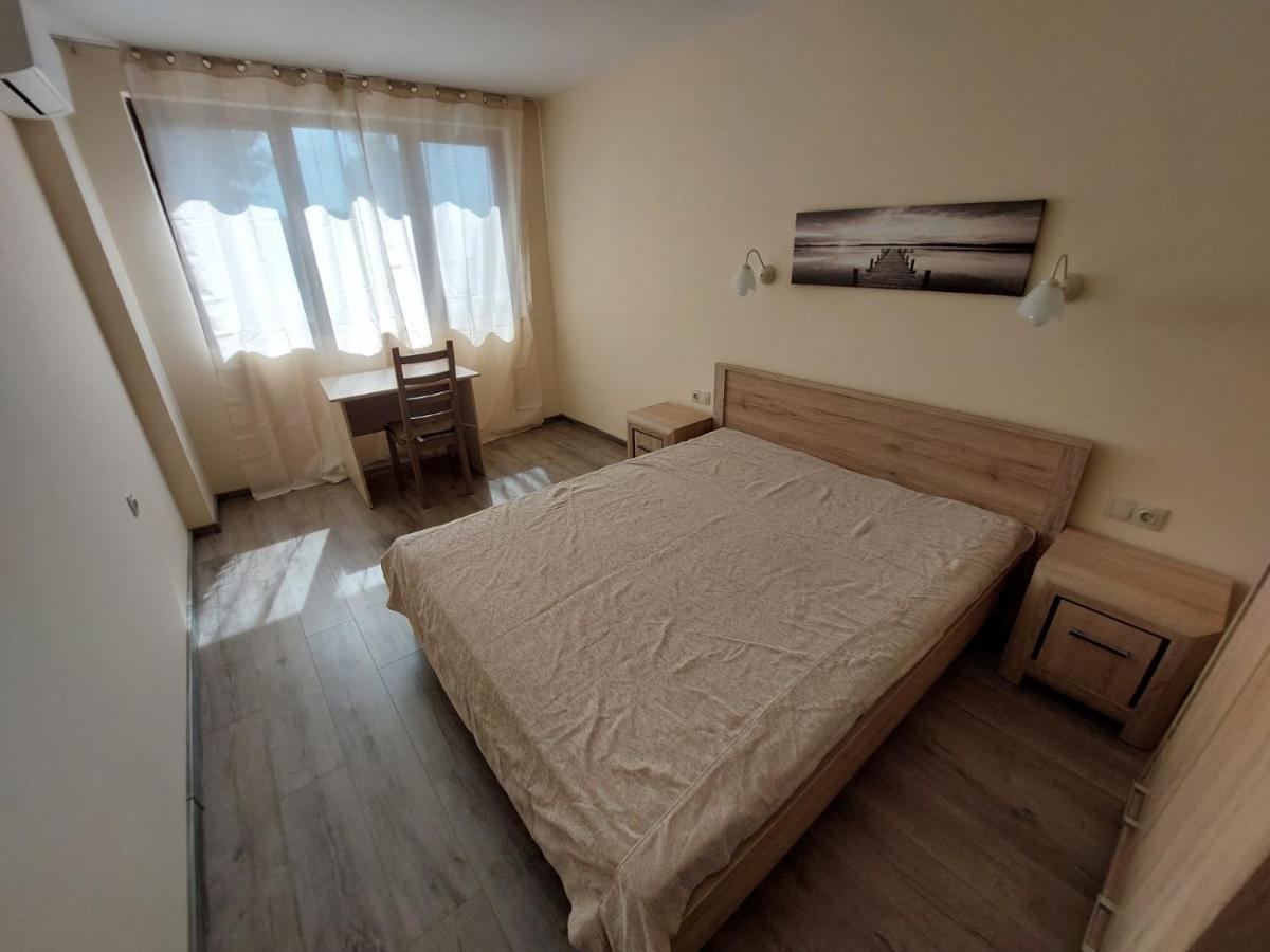 Апартаменти За Гости Делукс Burgasz Kültér fotó