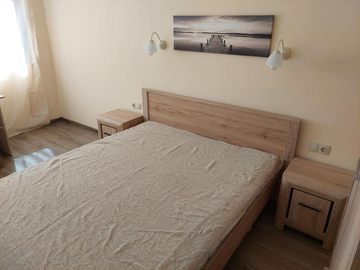 Апартаменти За Гости Делукс Burgasz Kültér fotó
